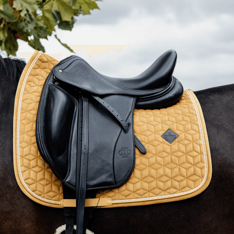 Kentucky Velvet Dressur Schabrak