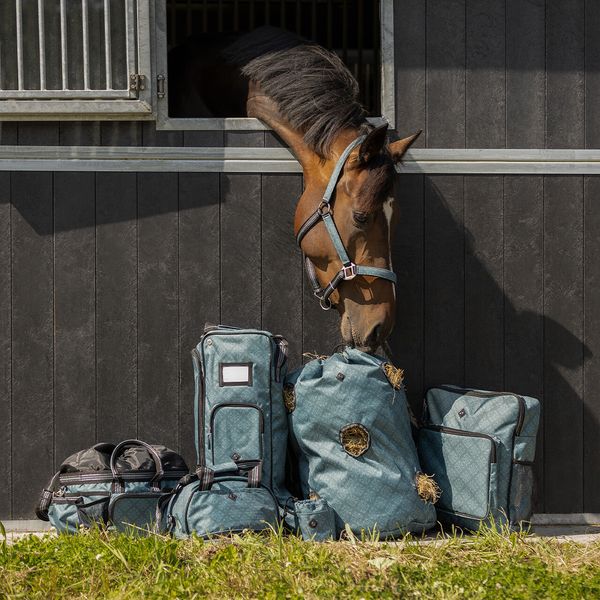 Hovedbilde QHP Stallbag - Flere farger