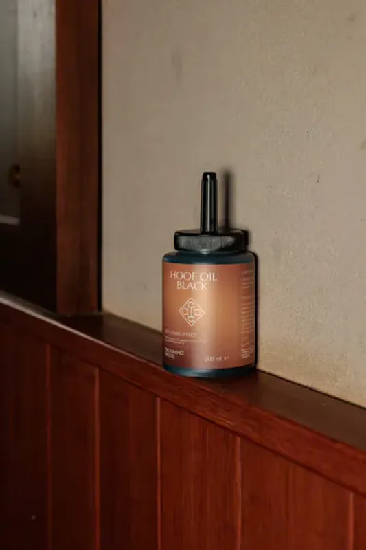 Grooming Deluxe Hoof Oil Shine Black